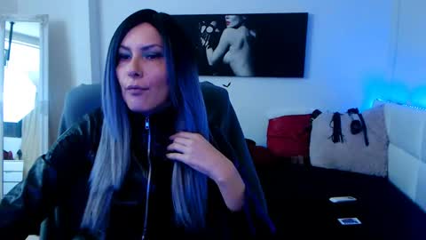 MistressEvelyn  online show from January 15, 6:01 am