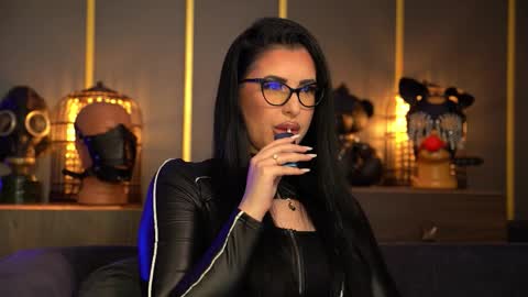 Mistress Kelly online show from February 12, 11:06 pm