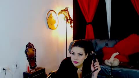 Mistresslombana online show from May 11, 5:31 am