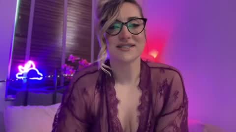 Miss X online show from May 9, 2:41 pm