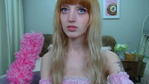 Misty online show from May 11, 6:16 pm