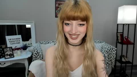 Misty online show from May 2, 6:06 am