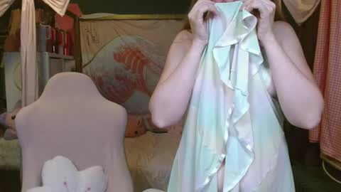Misty online show from May 22, 1:58 am