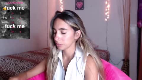 mitchwilson1 online show from October 17, 10:24 pm