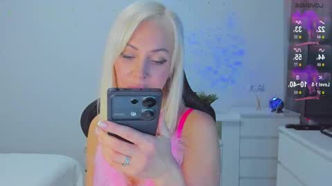 Miya online show from November 16, 2:17 pm