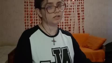 Milana online show from May 19, 7:04 am