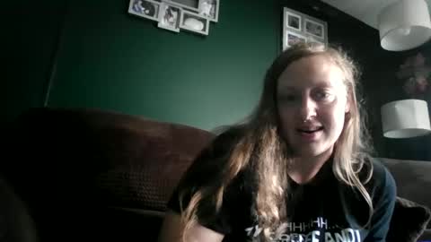 Snapshot of miztrezk chatting on September 8, 4:06 pm miztrezk online show from September 8, 4:06 pm