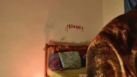 MoonLipson online show from November 7, 4:07 am