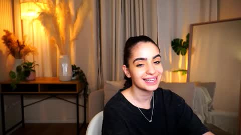 milkyway  online show from December 21, 5:06 pm