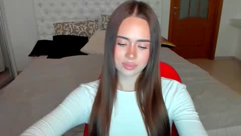 Snapshot of mmm_bananaa_ chatting on September 24, 6:29 pm Beata online show from September 24, 6:29 pm