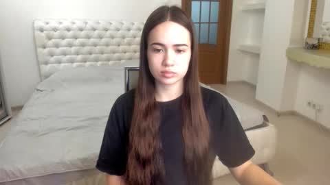 Snapshot of mmm_bananaa_ chatting on January 30, 6:54 pm Beata online show from January 30, 6:54 pm