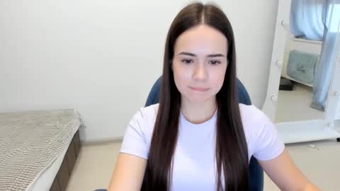 Snapshot of mmm_bananaa_ chatting on January 28, 12:11 pm Beata online show from January 28, 12:11 pm