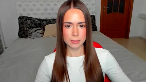 Snapshot of mmm_bananaa_ chatting on September 28, 6:13 pm Beata online show from September 28, 6:13 pm