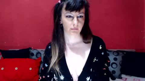 Mmmmis Anais online show from February 21, 9:21 am