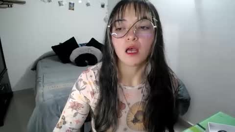 Snapshot of mocca_117 chatting on October 14, 10:40 am Sam online show from October 14, 10:40 am