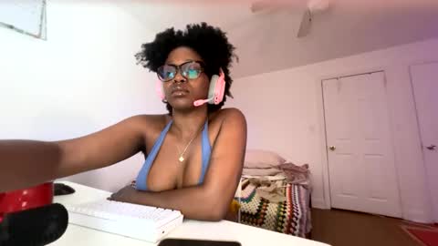 Mocha  BDAY JAN 13  online show from May 15, 3:00 am