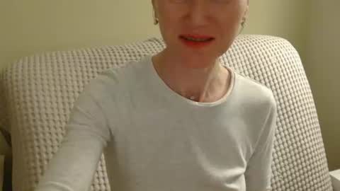 Aurora online show from March 31, 9:59 pm