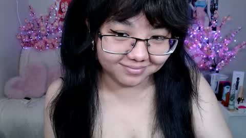 Molly online show from May 1, 4:27 am