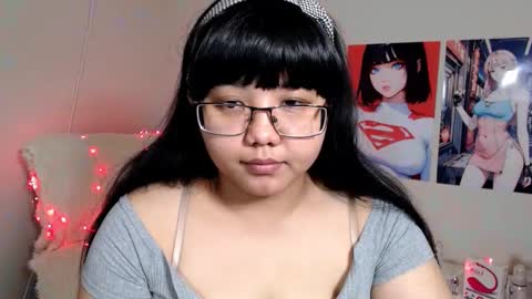 Snapshot of moertomlly chatting on December 22, 3:22 am Molly online show from December 22, 3:22 am