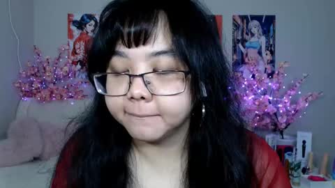 Molly online show from May 7, 4:39 am