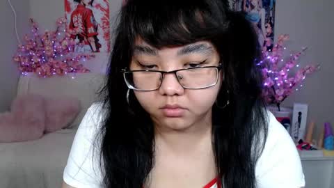 Molly online show from May 8, 4:49 am