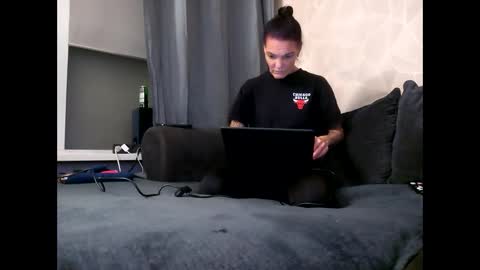 KinkyMilfNL online show from September 24, 7:13 pm