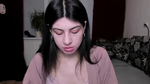 Snapshot of molaganna chatting on February 12, 9:33 pm molaganna online show from February 12, 9:33 pm