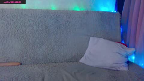 Snapshot of molly1sex chatting on September 25, 10:58 am Molly1sex online show from September 25, 10:58 am