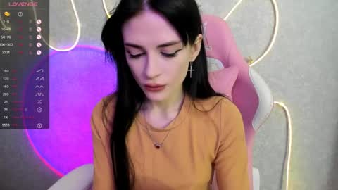 Molly - online show from May 18, 3:38 am