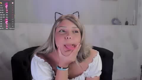 molly_logan online show from October 12, 12:35 am