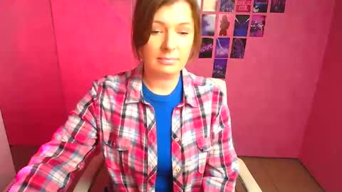 Molly online show from March 28, 3:22 pm