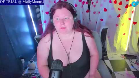 molly_moons online show from May 23, 4:44 am