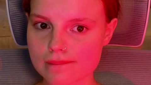 Molly online show from March 31, 7:08 am