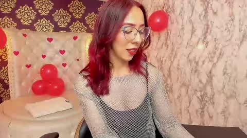 Molly Evanss online show from February 23, 3:50 am