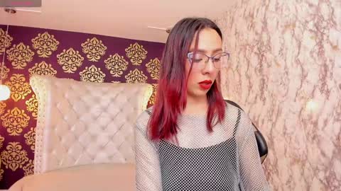 Molly Evanss online show from January 21, 4:21 am