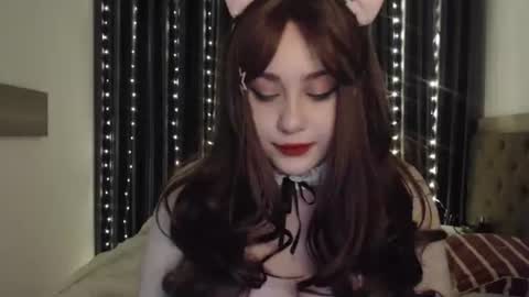 mollymoonbabe online show from January 7, 10:46 pm