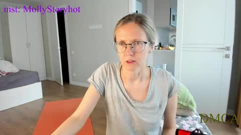 AngelMomm online show from April 30, 3:56 am