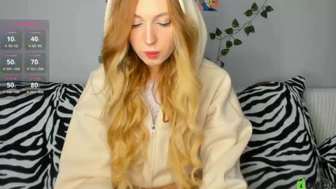 Amely online show from May 21, 9:13 pm