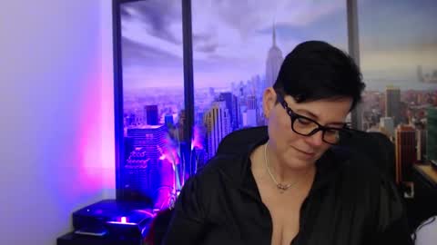 MollySun Nina Randmann online show from December 21, 3:42 pm