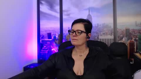 MollySun Nina Randmann online show from December 14, 5:25 pm