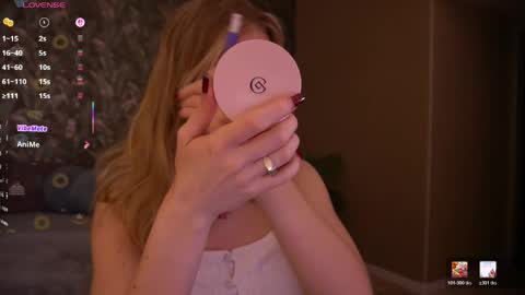 mollyymayy online show from May 21, 6:39 pm