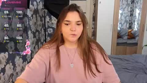 Leah online show from February 4, 11:35 am