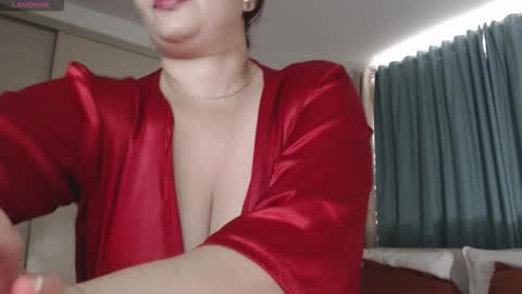 Daphne  online show from November 5, 3:28 pm