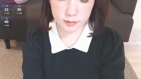 Momo online show from May 25, 1:37 am