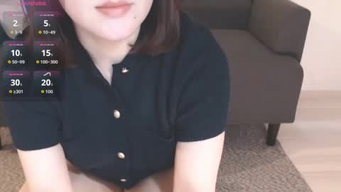 Momo online show from May 12, 3:04 am