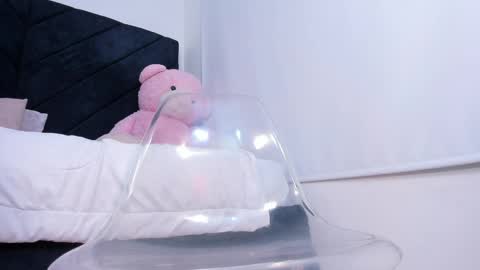 Momo  online show from May 22, 4:54 am