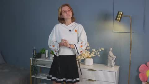 Mona online show from October 12, 7:22 am