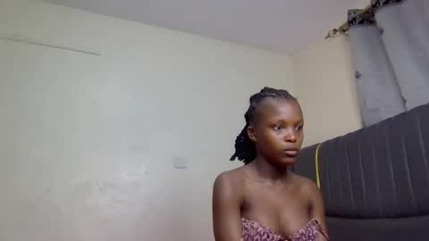 Mona online show from September 28, 2:29 am