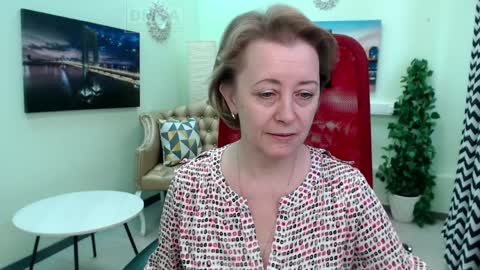 Mona online show from March 27, 11:33 am