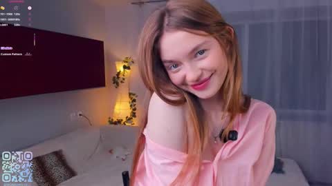 Mona online show from October 18, 7:59 pm